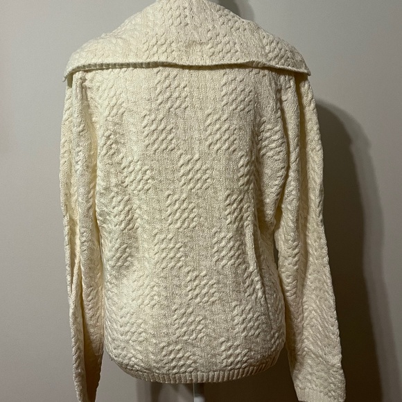 Talbots Sweater - Picture 2 of 4